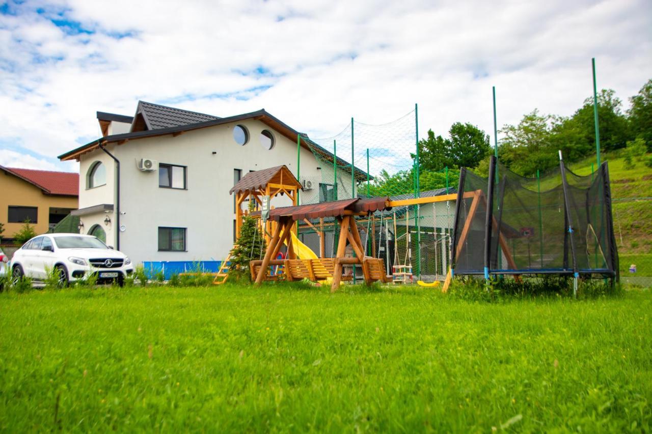 Casute Din Lemn Hotel Jiblea Veche Exterior foto